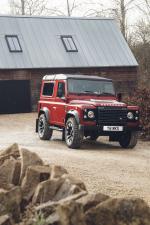 Land Rover Defender 90 Works V8 2018 года (UK)